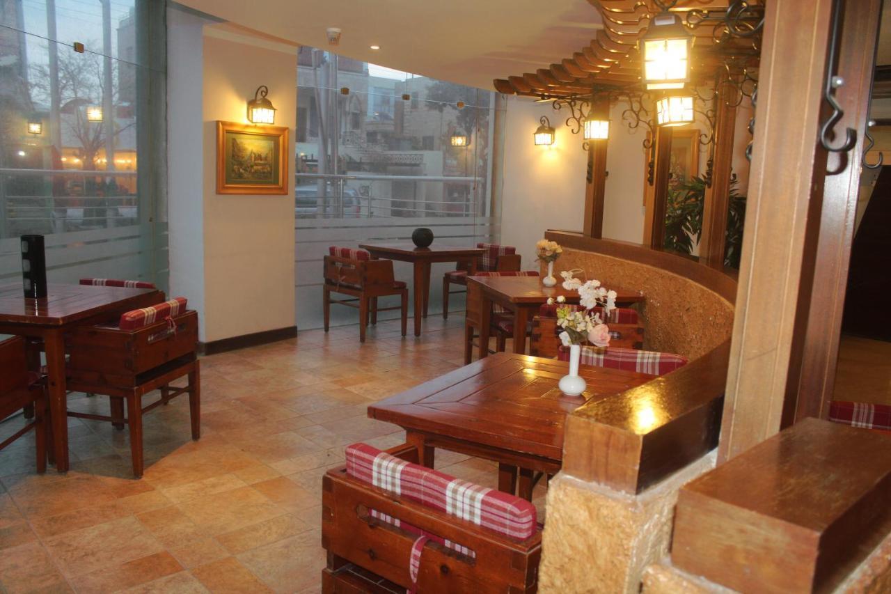 Belle Vue Hotel Аман Екстериор снимка
